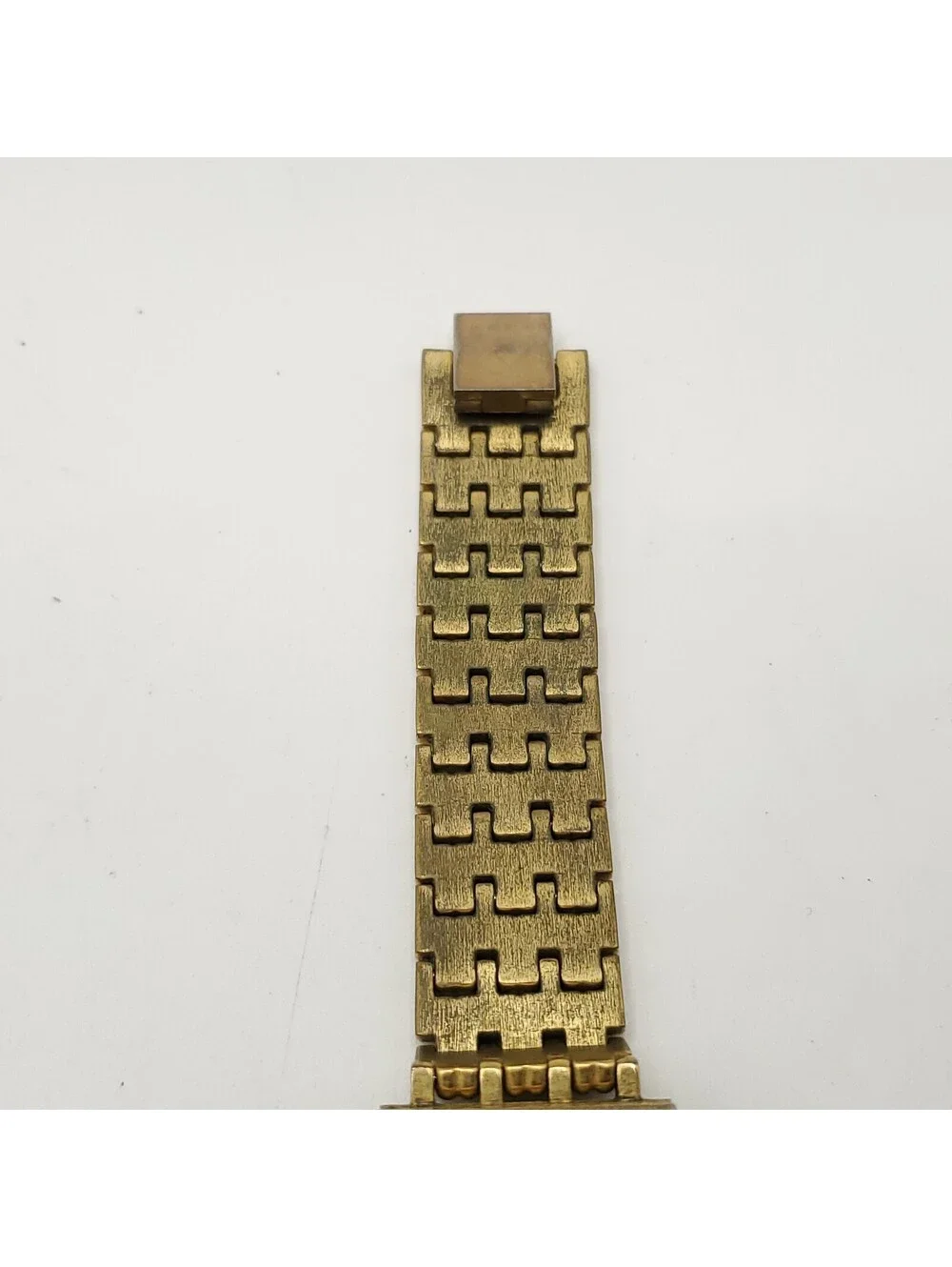 Joan Rivers Classics Rectangle Gold Tone 20mm Womens Watch New Battery 6.5